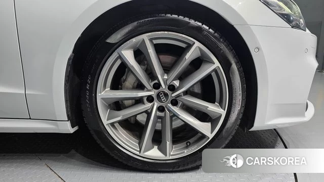 Audi A7 (4K) id 3842381 из Кореи 15