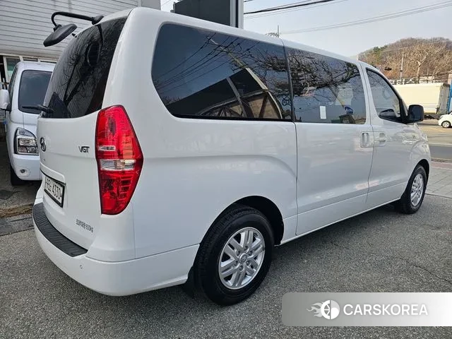 Hyundai The New Grand Starex id 3753421 из Кореи 15