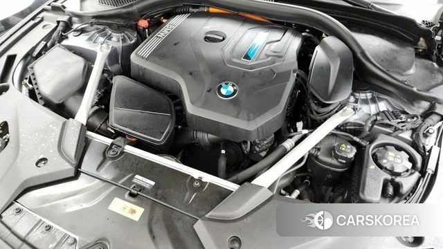BMW 5 Series (G30) id 3940474 из Кореи 15