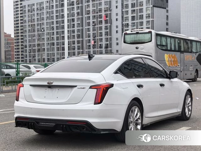 Cadillac CT5 2022 Белый из Китая, фото 5