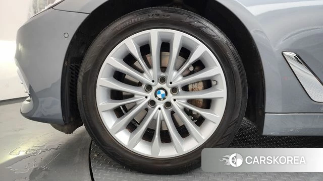 BMW 5 Series (G30) id 4416844 из Кореи 15