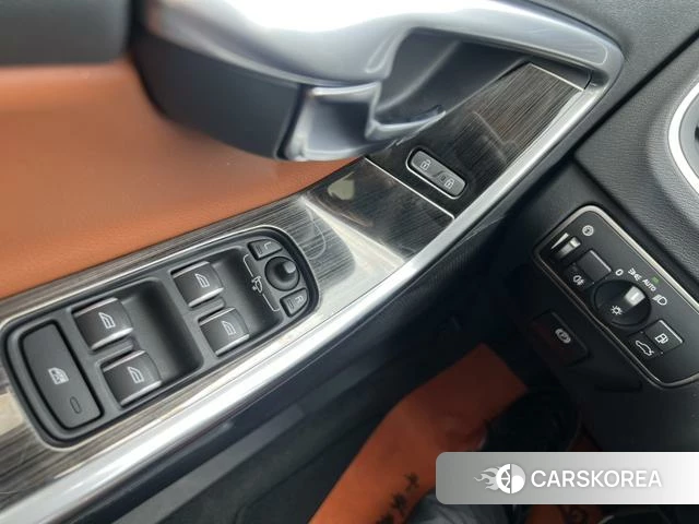 Volvo S60 id 4209514 из Китая 11