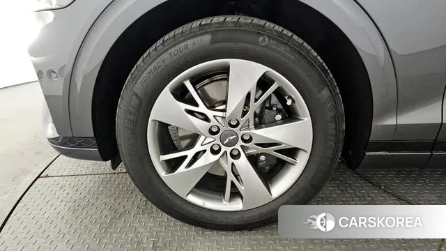 Genesis GV70 id 3716701 из Кореи 15