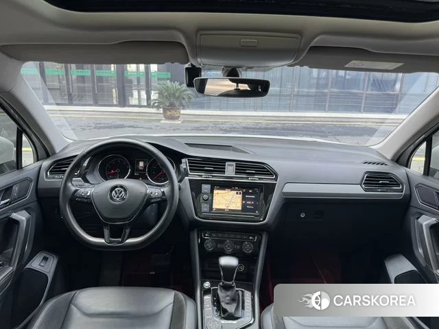 Volkswagen Tiguan L id 4254763 из Китая 11