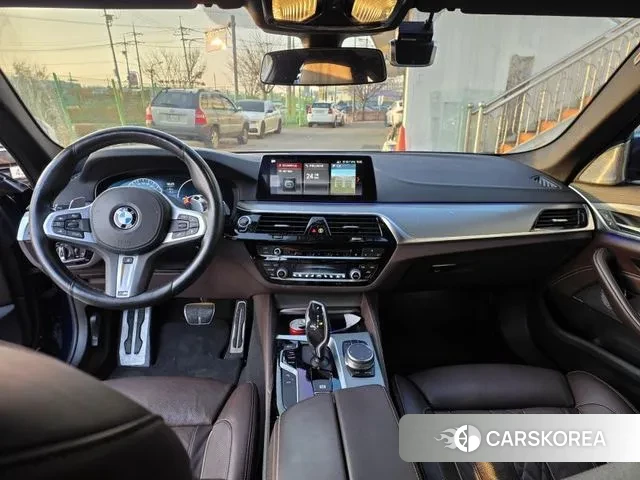 BMW 5 Series (G30) id 3520108 из Кореи 10