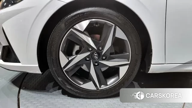 Hyundai Avante (CN7) id 3680162 из Кореи 15