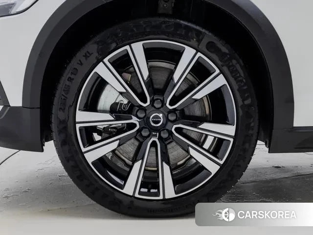 Volvo V60 Cross-Country 2nd Generation id 3549695 из Кореи 12