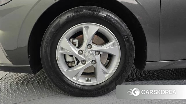 Hyundai Avante (CN7) id 3898861 из Кореи 15