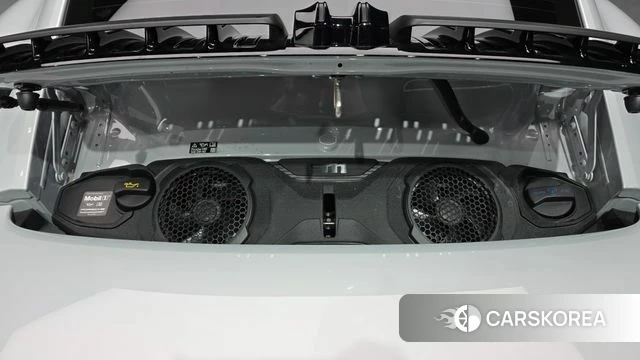 Porsche 911(992) id 4584210 из Кореи 30