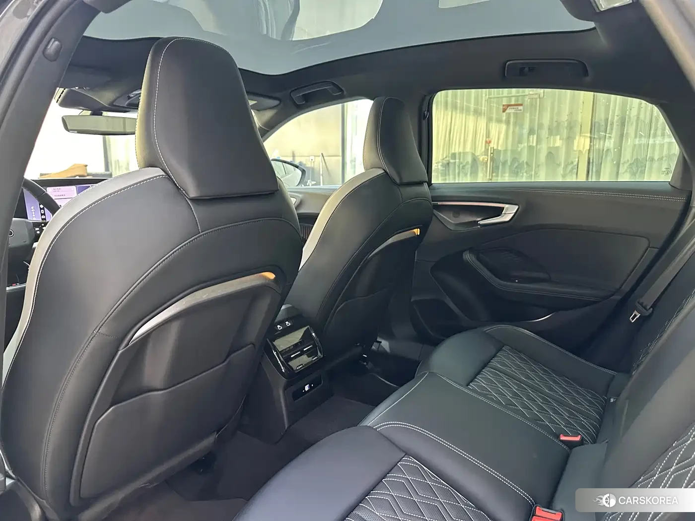 Audi A5L id 4601082 из Китая 9