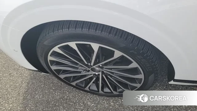 Hyundai Grandeur Hybrid (GN7) id 3517671 из Кореи 15