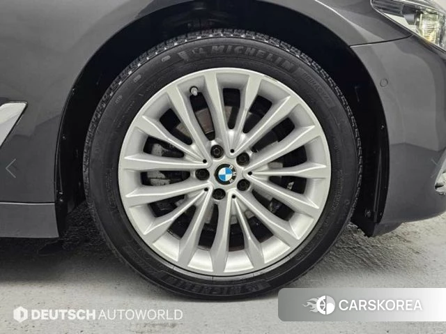 BMW 5 Series (G30) id 4930592 из Кореи 15