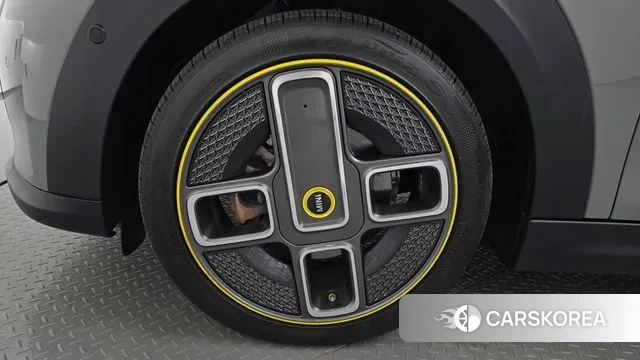 Mini Cooper Electric id 3099884 из Кореи 15