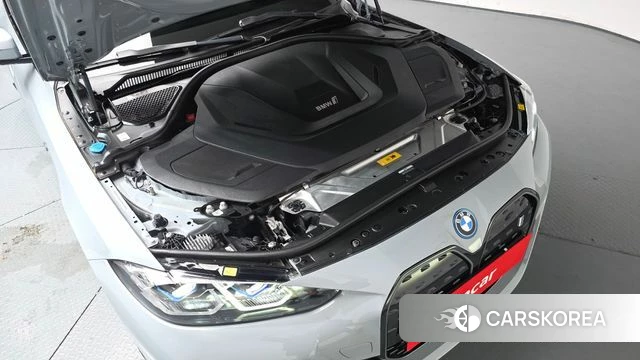 BMW i4 id 4649969 из Кореи 29