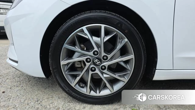 Hyundai The New Avante AD id 4543397 из Кореи 25