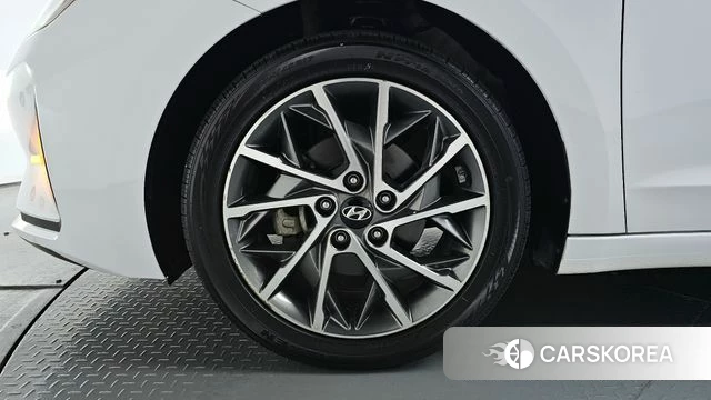 Hyundai The New Avante AD id 4339494 из Кореи 23