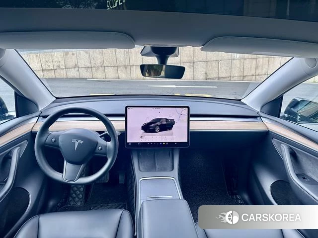 Tesla Model Y 2022 Черный из Китая, фото 5