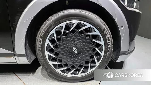 Hyundai Ionic 5 id 3053550 из Кореи 15