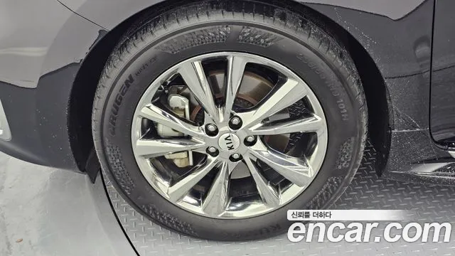 Kia The New Carnival id 2515126 из Кореи 15