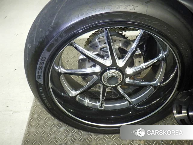 Ducati DIAVEL CARBON id 4229278 из Японии 29