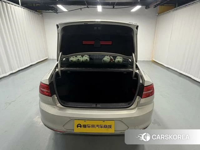 Volkswagen Magotan id 4238083 из Китая 15