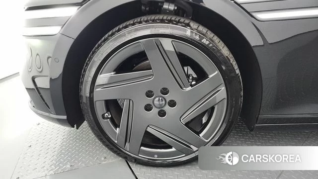 Genesis G90 (RS4) id 4432317 из Кореи 29