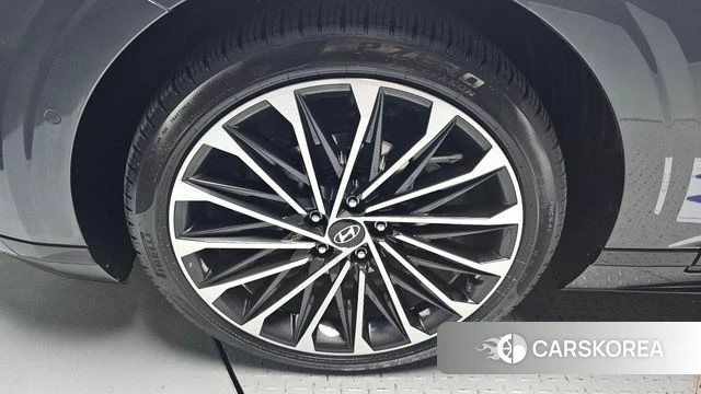 Hyundai Grandeur Hybrid (GN7) id 4700435 из Кореи 31