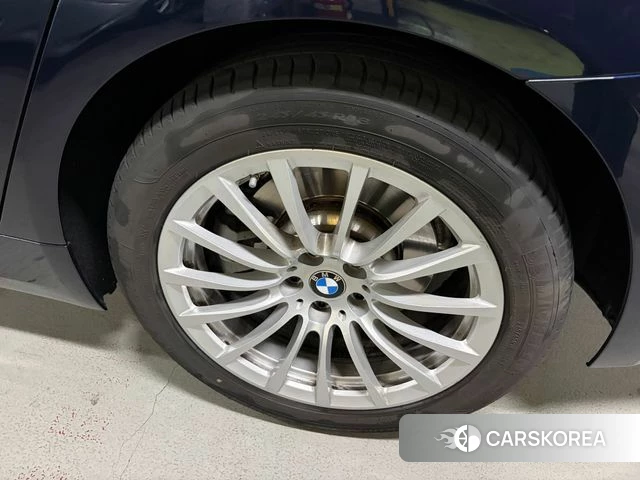 BMW 5 Series (G30) id 3853130 из Кореи 15