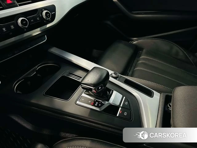 Audi A4L id 4353015 из Китая 11