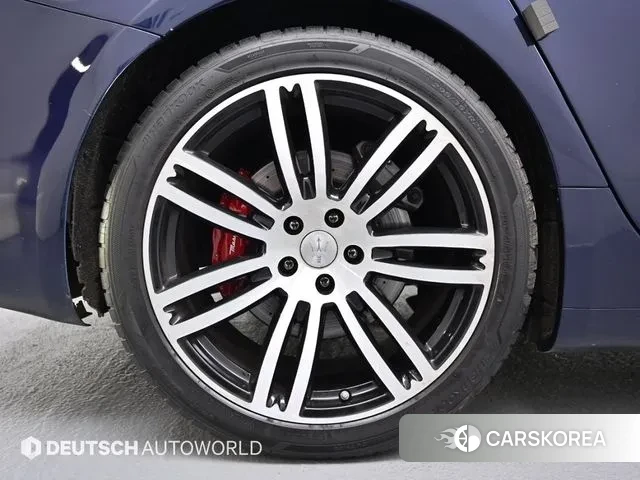 Maserati Ghibli id 3161978 из Кореи 15
