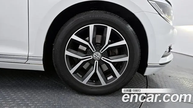 Volkswagen Passat GT (B8) id 2713809 из Кореи 15