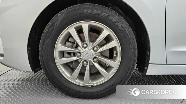 Hyundai The New Avante AD id 4581723 из Кореи 25