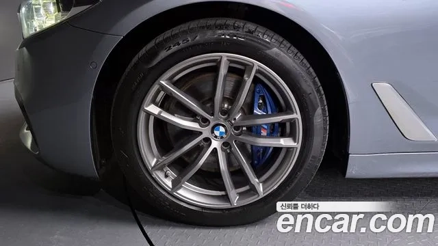 BMW 5 Series (G30) id 2946463 из Кореи 15