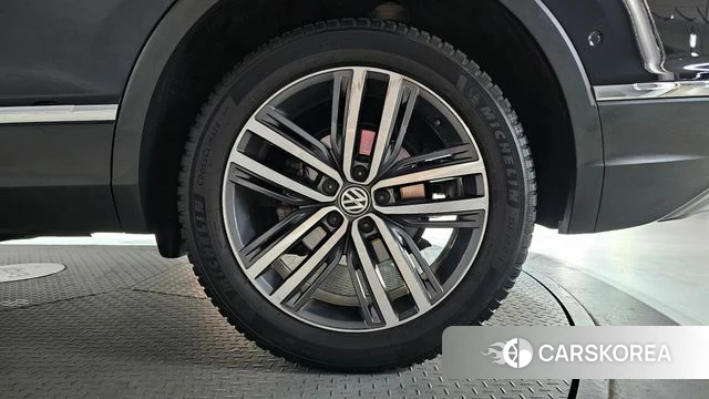 Volkswagen Tiguan Allspace id 4396832 из Кореи 26