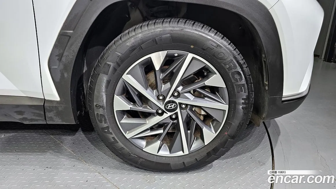 Hyundai Tucson (NX4) id 1891302 из Кореи 15