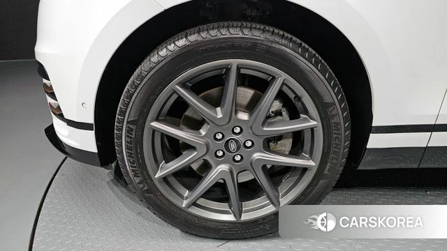 Land Rover Range Rover Velar id 4293188 из Кореи 25