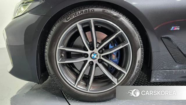BMW 5 Series (G30) id 4445043 из Кореи 28