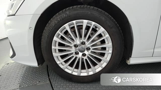 Audi A6 (C8) id 4434746 из Кореи 29