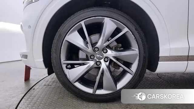 Genesis GV70 id 3777452 из Кореи 15