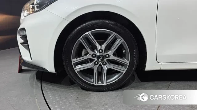 Kia Come New K3 id 3166385 из Кореи 15