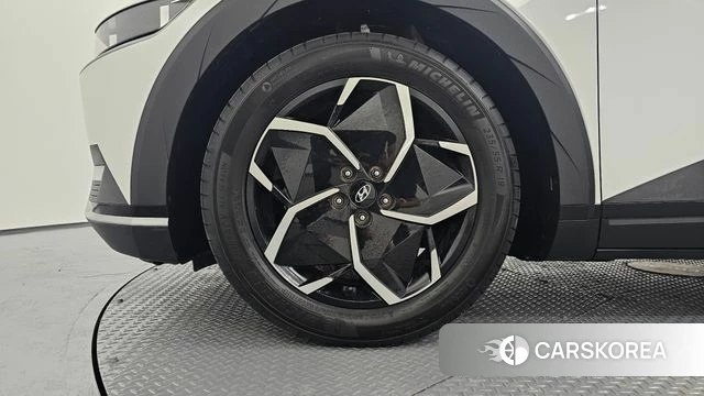 Hyundai Ionic 5 id 4361045 из Кореи 15