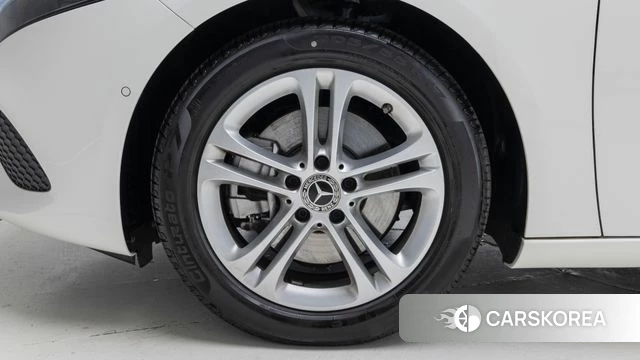 Mercedes-Benz A-Class W177 id 4291888 из Кореи 15