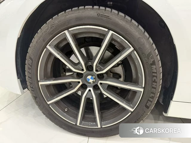 BMW 3 series id 4277784 из Китая 17