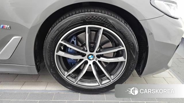 BMW 5 Series (G30) id 3872350 из Кореи 15