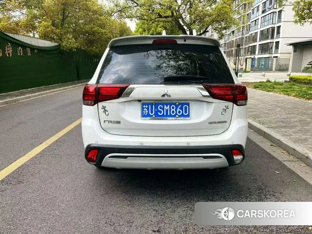 Mitsubishi  Outlander 2019 Белый из Китая, фото 5