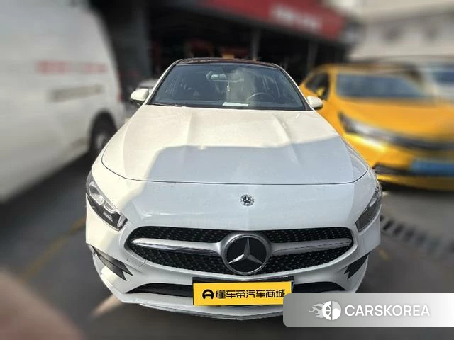 Mercedes-Benz Class A 2022 Белый из Китая, фото 5