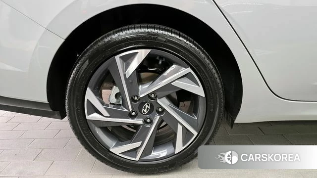 Hyundai The New Avante (CN7) id 4248320 из Кореи 25