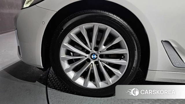 BMW 5 Series (G30) id 3795042 из Кореи 15
