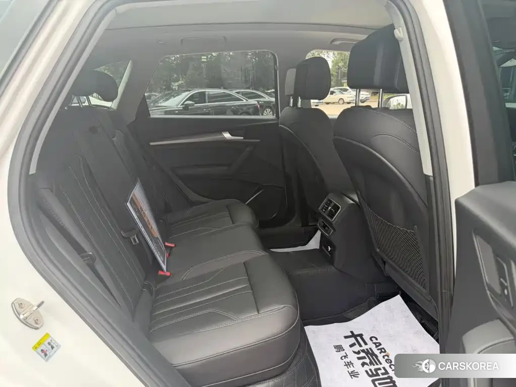 Audi Q5L id 4655134 из Китая 25