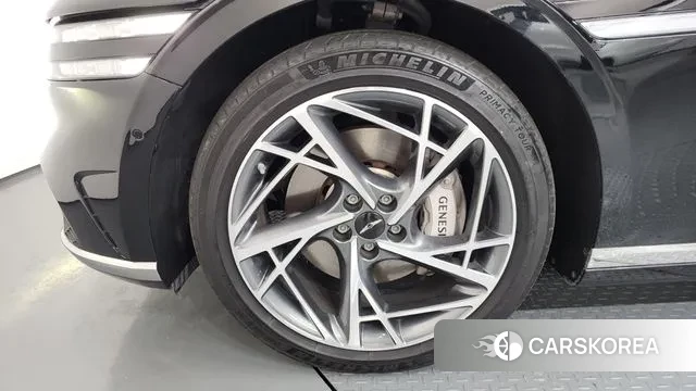 Genesis G90 (RS4) id 3690032 из Кореи 15